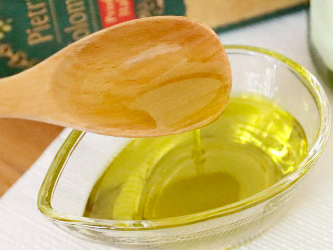 オリーブのジュースのような果実感